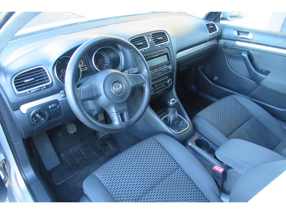 Volkswagen Golf 1.6 TDi AUT. KLIMA TAN