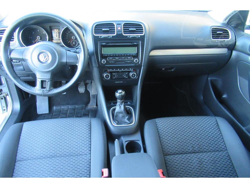 Volkswagen Golf 1.6 TDi AUT. KLIMA TAN