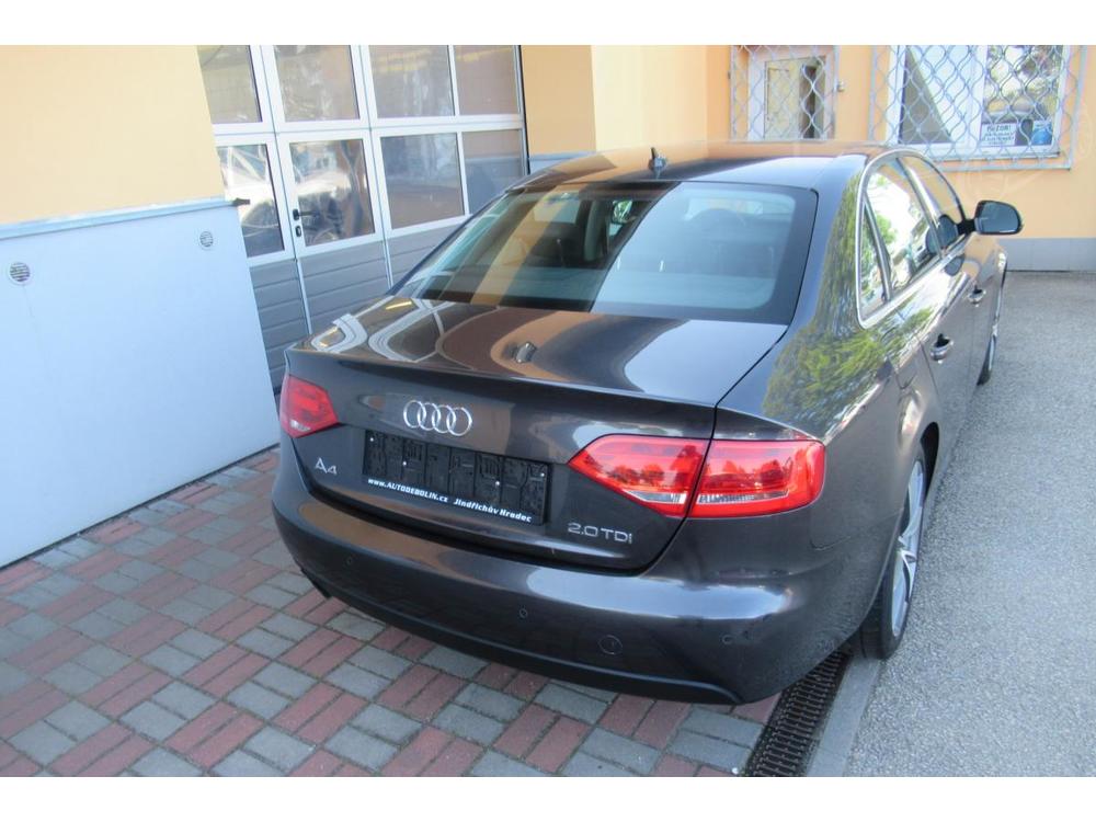 Audi A4 2.0 TDi AUT. KLIMA NAVI XENON