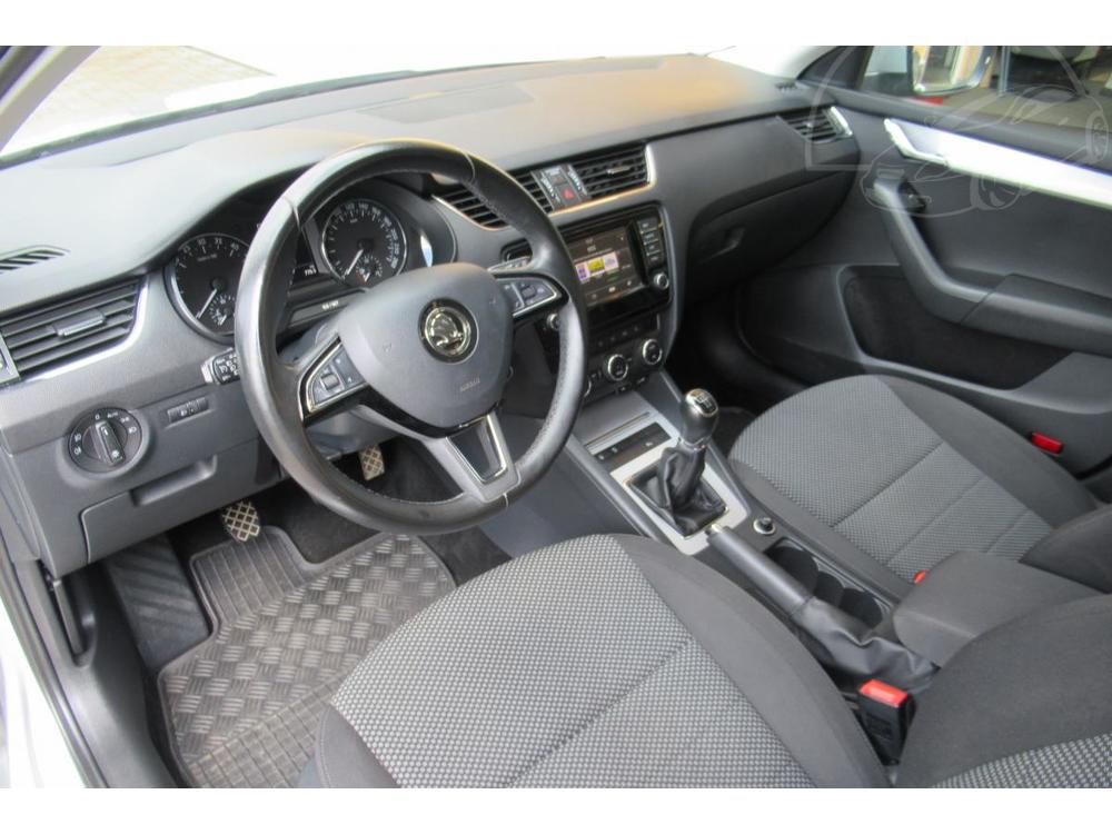 koda Octavia 1.6 TDi AUT. KLIMA NAVIGACE