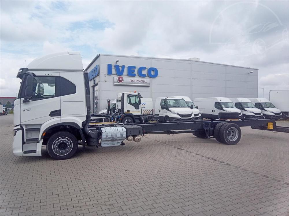 Iveco S AT190 36FP WAY 190 8,8