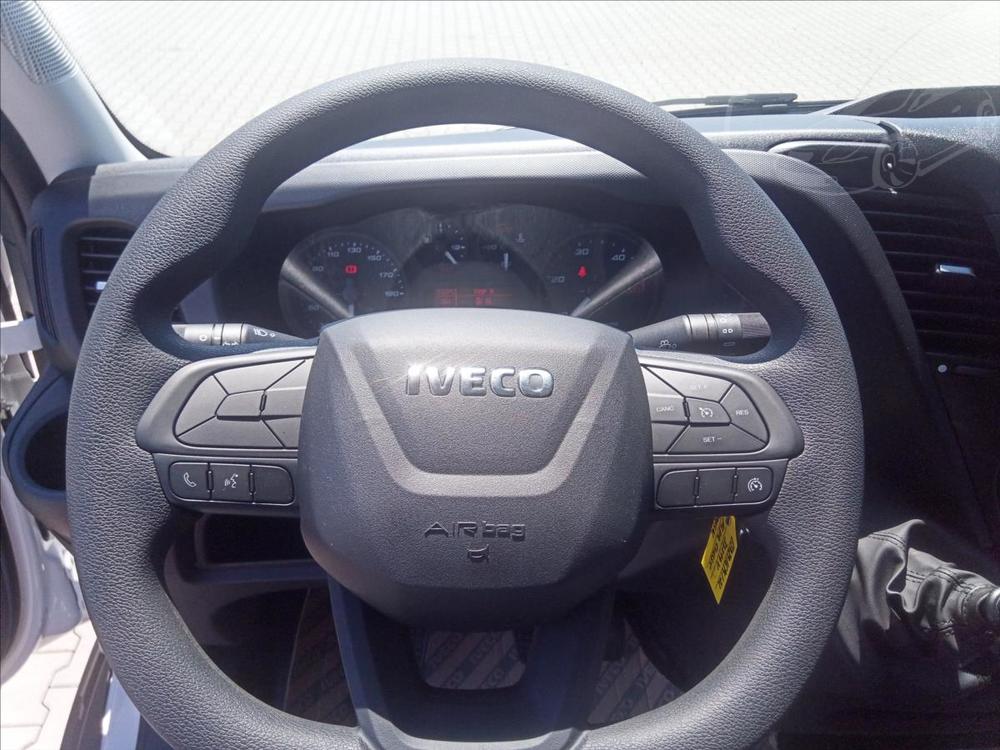 Iveco Daily 2,3 nov  35S14V 12m3