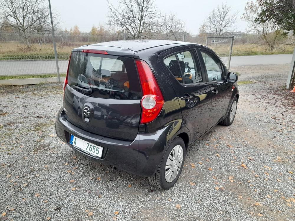 Opel Agila 