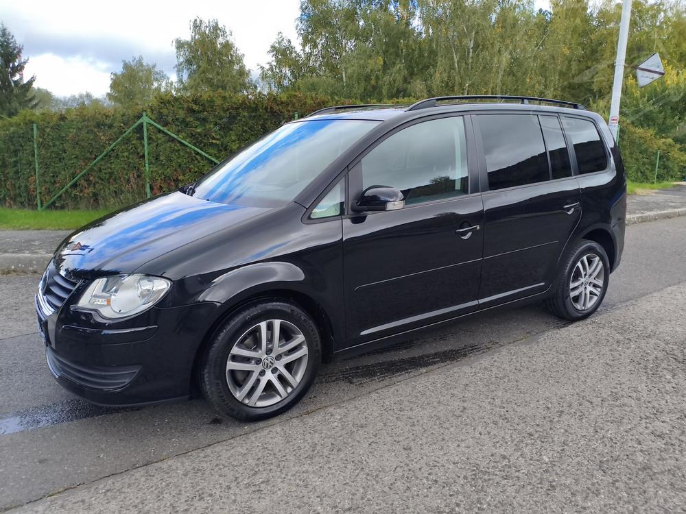 Prodm Volkswagen Touran 1,9 TDI 77Kw 7Mst