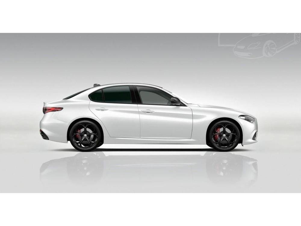 Alfa Romeo Giulia 2.0T 280k AT8 ZF Q4 4x4 Tribut