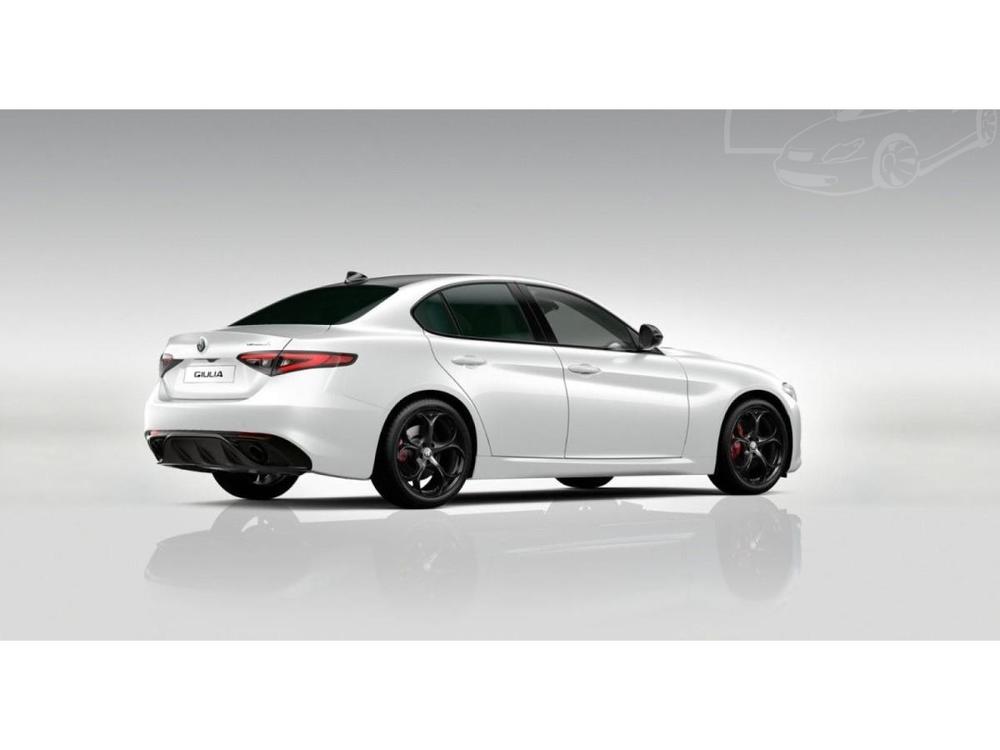 Alfa Romeo Giulia 2.0T 280k AT8 ZF Q4 4x4 Tribut