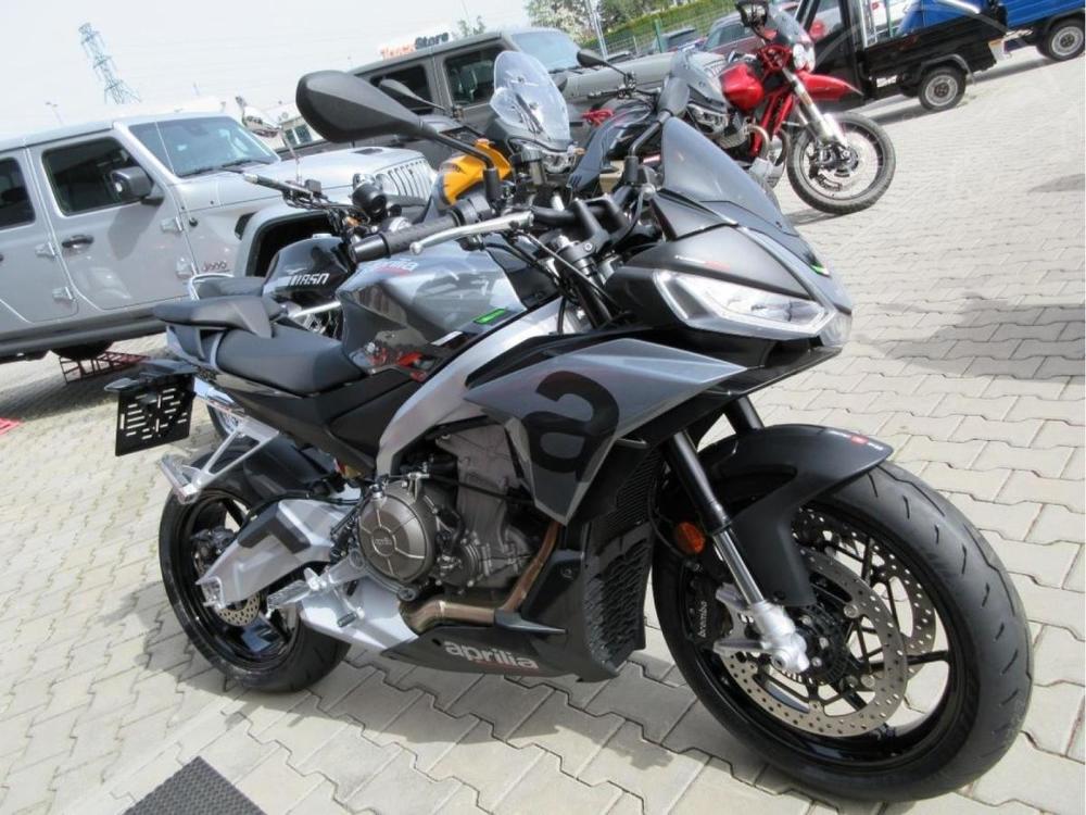 Aprilia Tuono 660