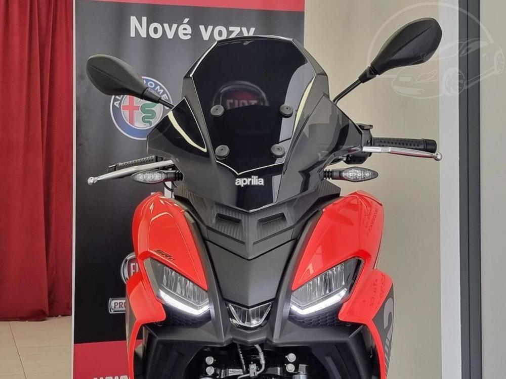 Aprilia SR GT 125 SPORT