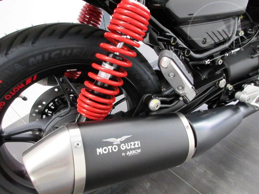 Moto Guzzi  V7 850 Stone TEN