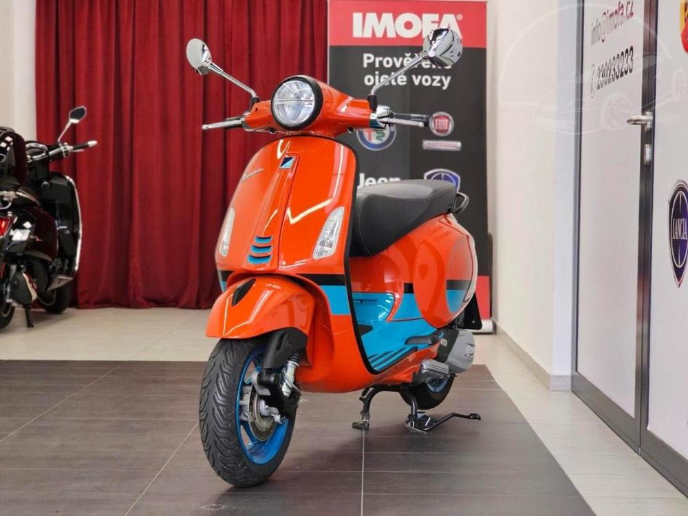 Vespa  Primavera 125 Color Vibe e5