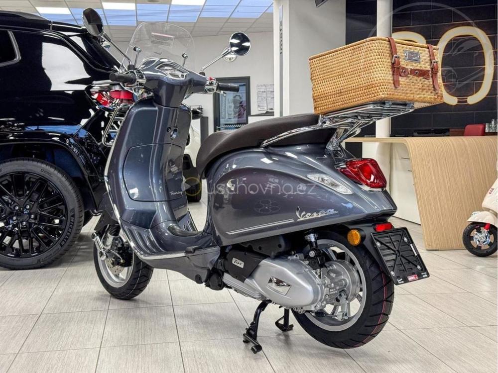 Vespa  Primavera 125 Touring PLUS E5