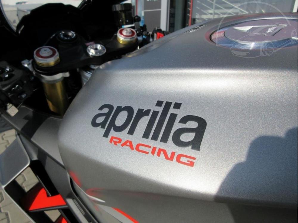 Aprilia  RSV4 1100 RR