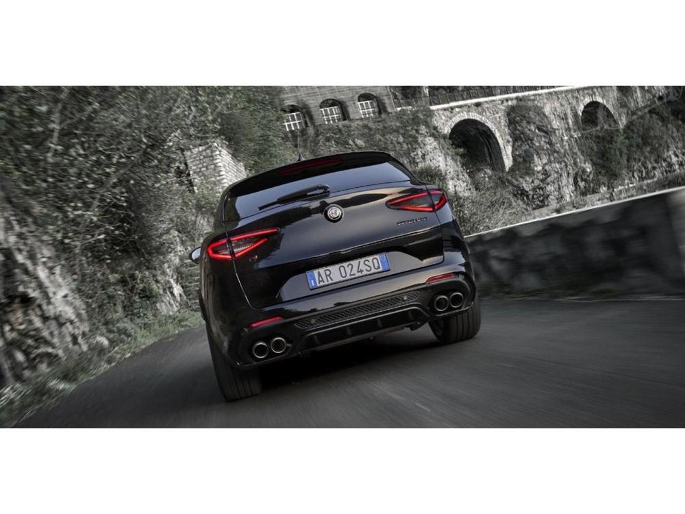 Alfa Romeo Stelvio 2.9 V6 BiTurbo 520k QV SUPER S