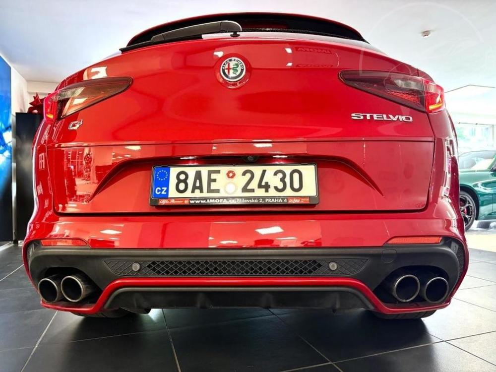 Alfa Romeo Stelvio 2.9 V6 BiTurbo 510k AT8 ZF Q4