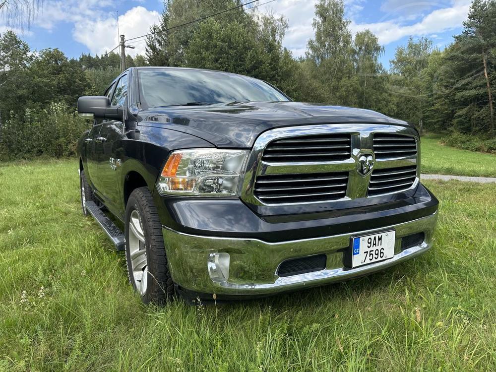 Prodm Dodge Ram SLT V8 5.7 HEMI 4x4 Crew Cab