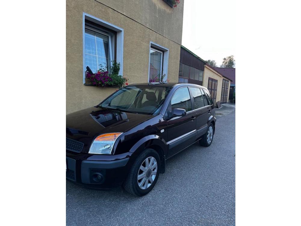 Ford Fusion 1.4i KLIMA 2 x KOLA