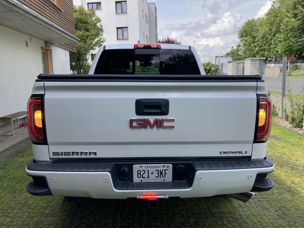 GMC Sierra 5.3 V8 DENALI, DOLOEN KM