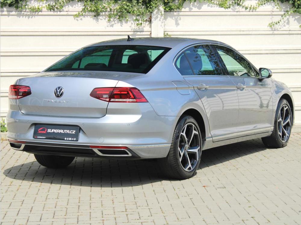 Volkswagen Passat 1,5 TSi DSG Elegance R 1.maj