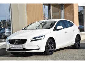 Volvo V40 T2 MOMENTUM REZERVACE