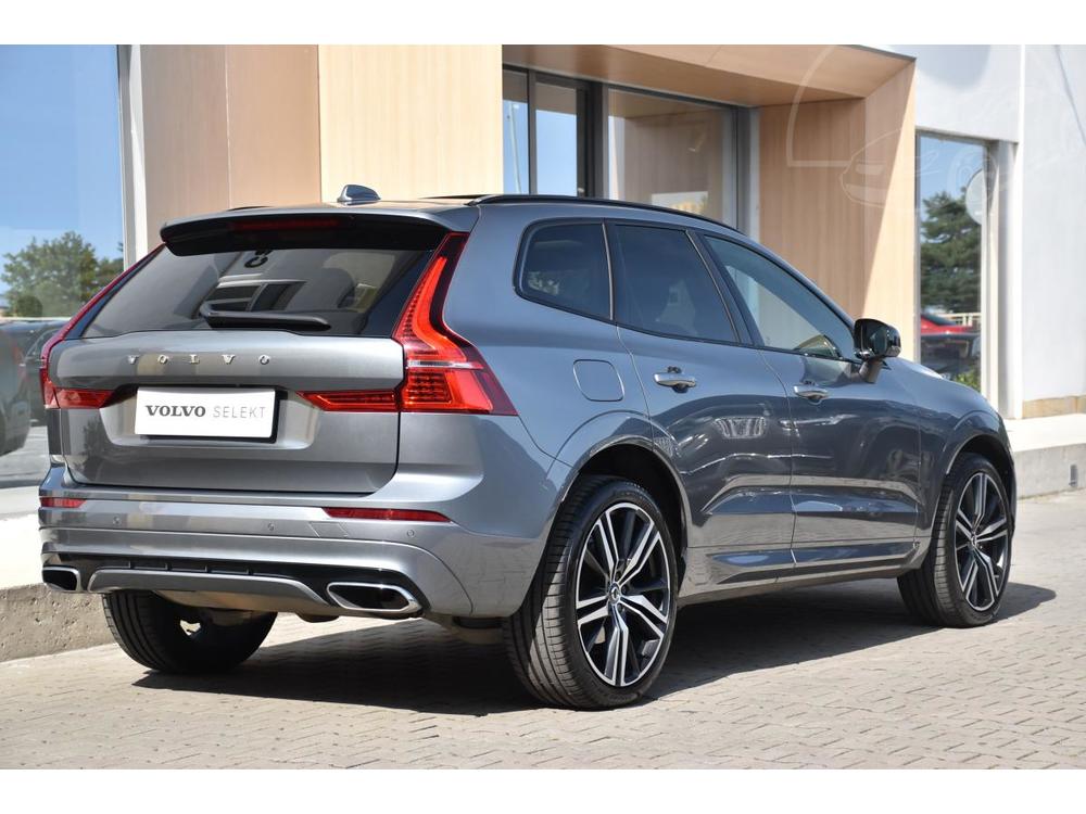 Volvo XC60 B5 AWD R-Design AUT 1.maj. CZ