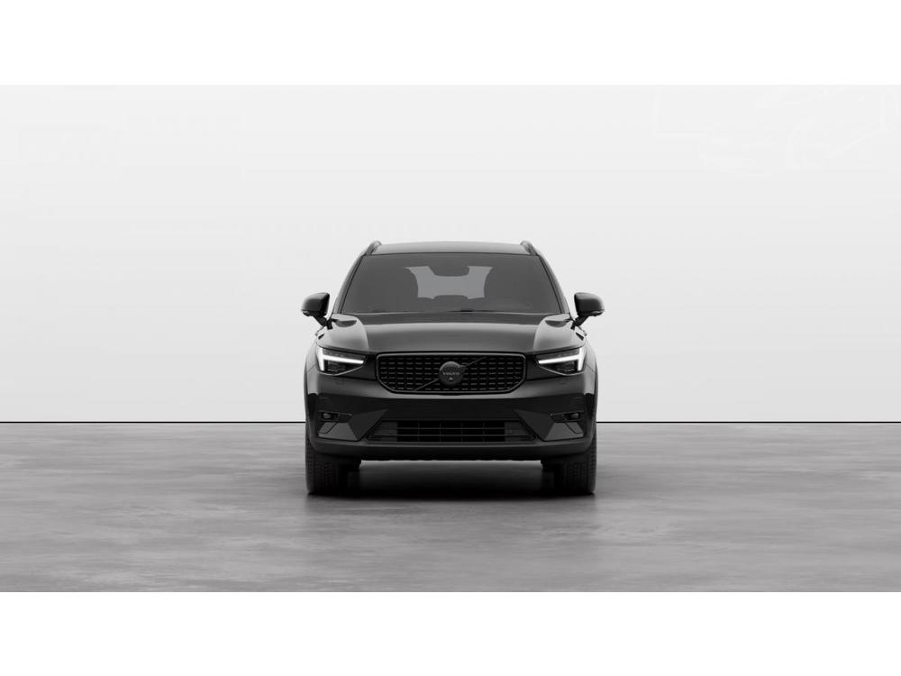 Volvo XC40 B4 AUT PLUS BLACK EDITION