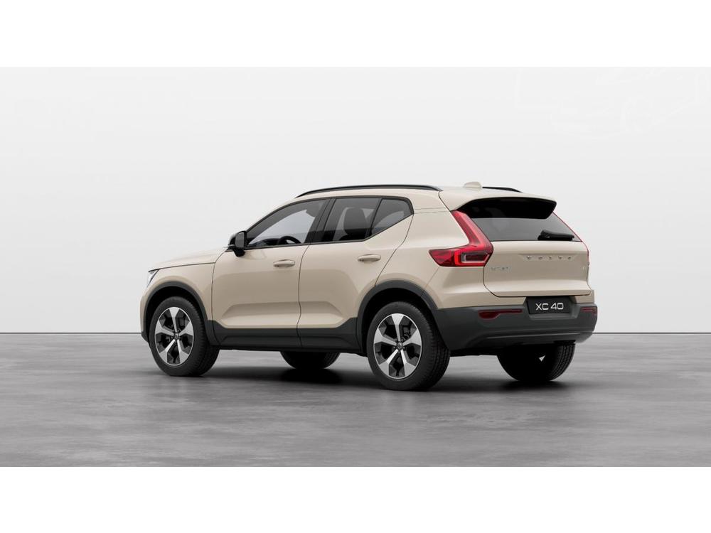 Volvo XC40 B3 AUT DARK ULTRA