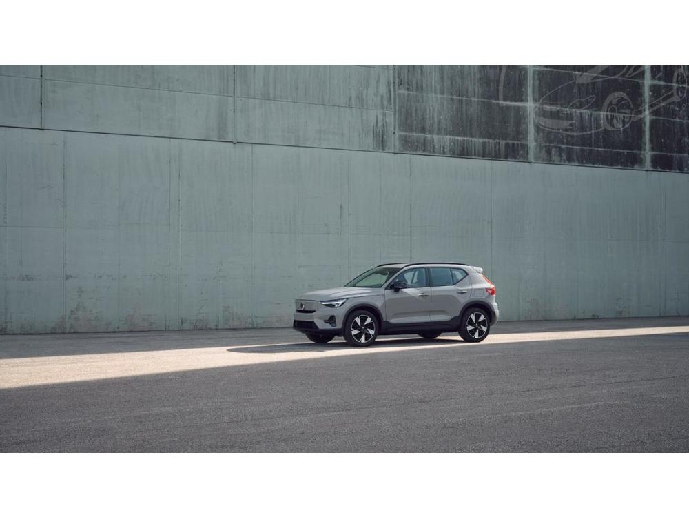 Volvo  PURE ELECTRIC SINGLE ENG. RWD