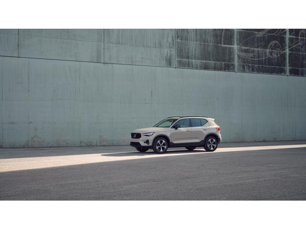 Volvo XC40 B3 AUT DARK ULTRA