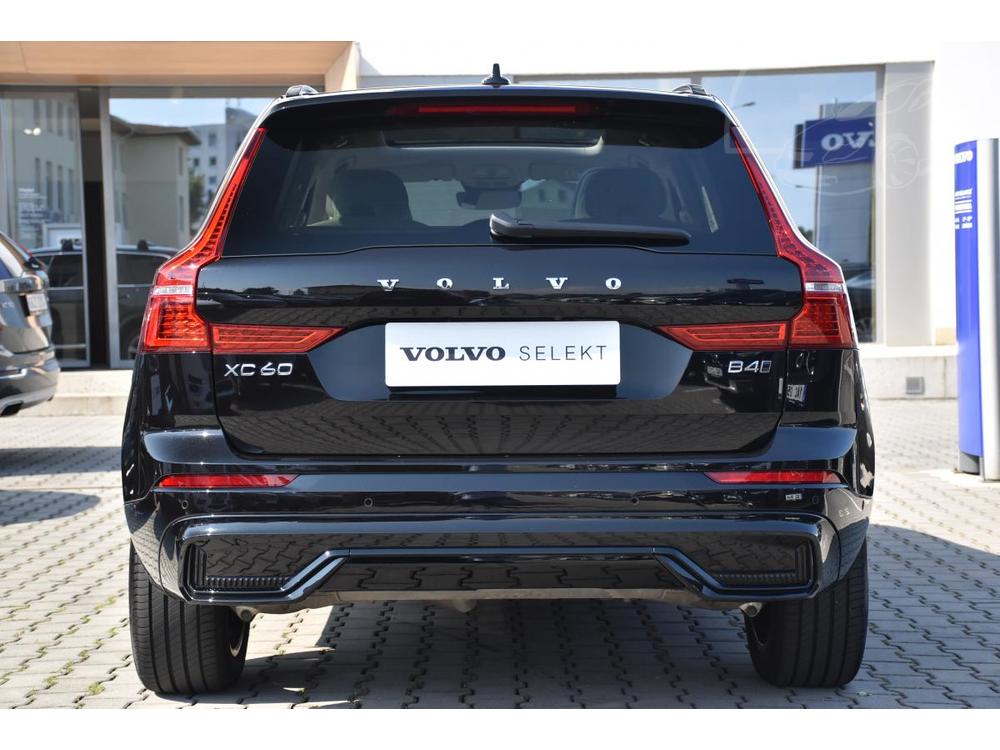 Volvo XC60 B4 AWD ULTIMATE 1.maj. CZ