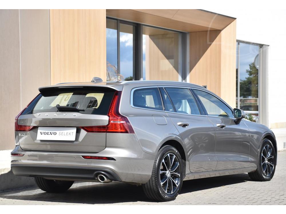 Volvo V60 D3 MOMENTUM PRO AUT 1.maj.