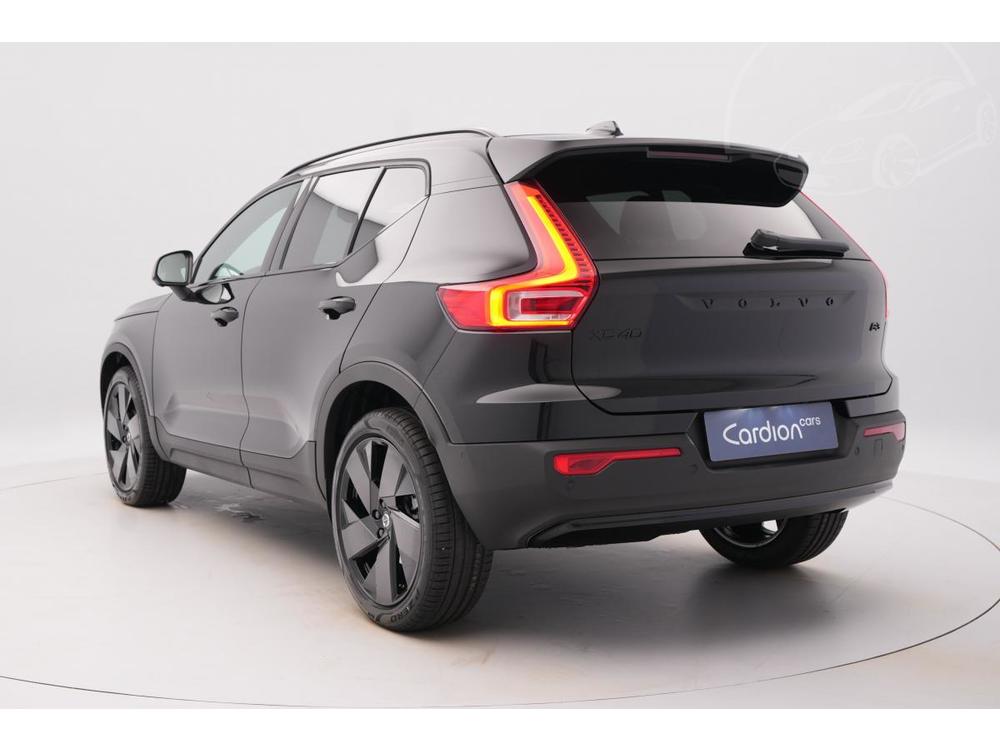 Volvo XC40 B3 AUT PLUS BLACK EDITION