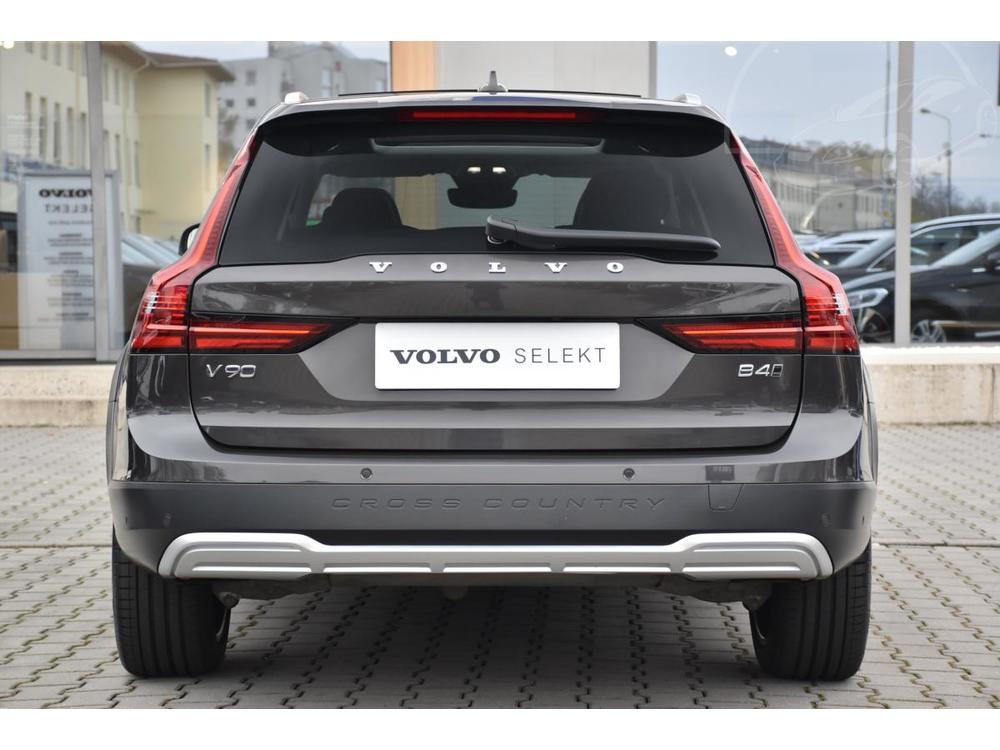 Volvo V90 CC B4 AWD ULTIMATE AUT 1.maj.