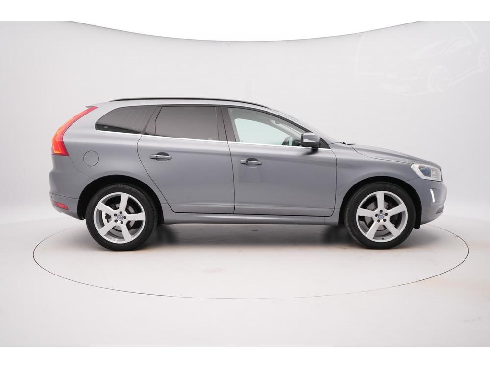 Volvo XC60 D5 AWD MOMENTUM AUT