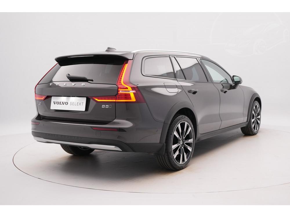 Volvo V60 CC B5 AWD PLUS BRIGHT 1.maj