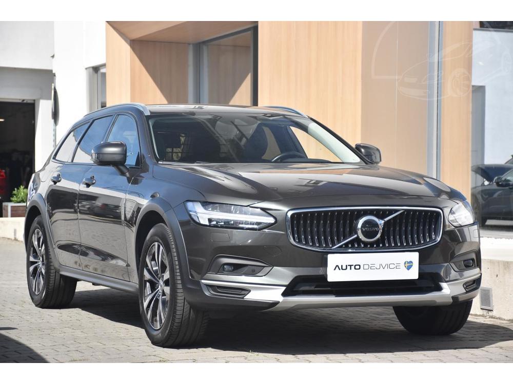 Volvo V90 CC B4 AWD AUT REZERVACE