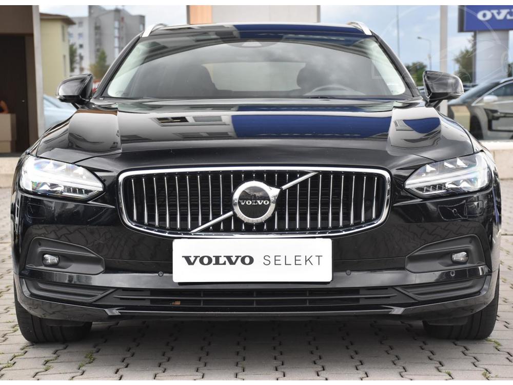 Volvo V90 B4 AWD MOMENTUM AUT 1.maj.