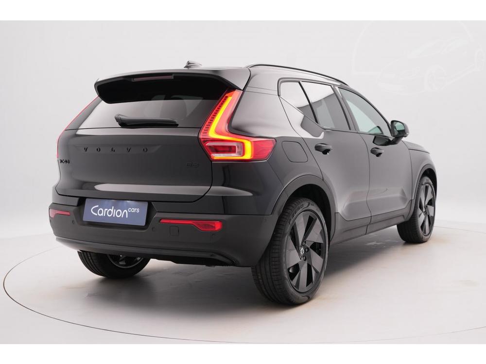 Volvo XC40 B3 AUT PLUS BLACK EDITION