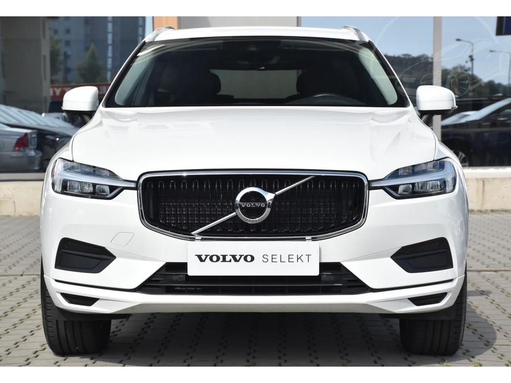 Volvo XC60 B4 AWD MOMENTUM AUT 1maj. CZ