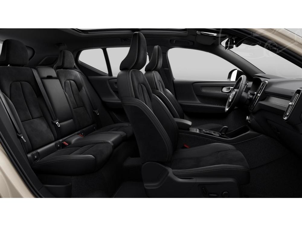 Volvo XC40 B3 AUT DARK ULTRA