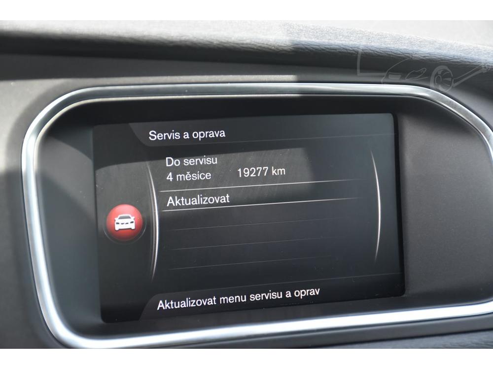 Volvo V40 D2 NAVIGACE 1.maj.