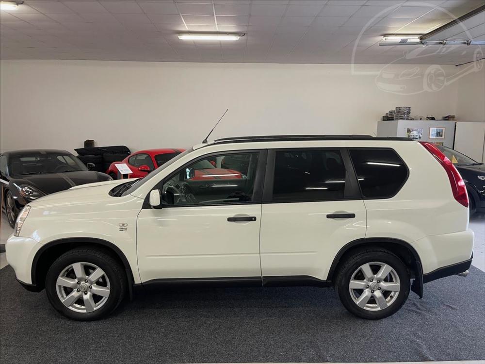 Nissan X-Trail 2,5 i AT,po velkm servisu! 2x