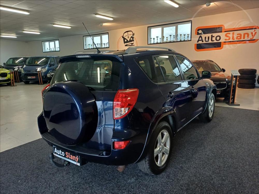 Toyota RAV4 2,2 D 130kW 2maj.CZ,po servisu