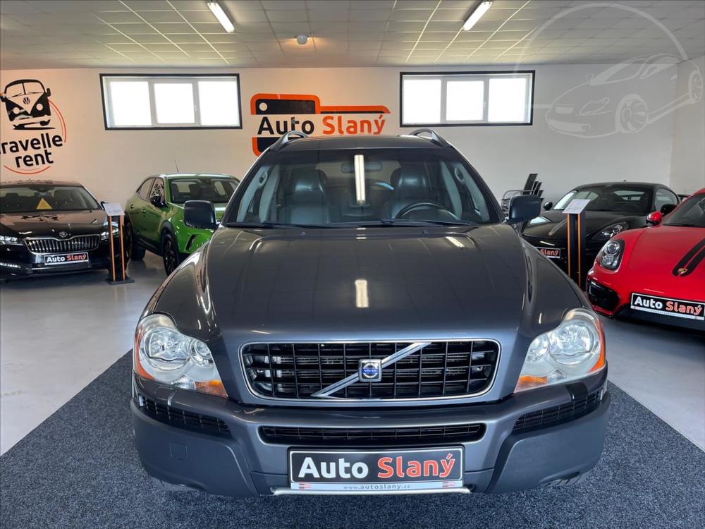 Volvo XC90 2,4 D5 Executive,po servisu!