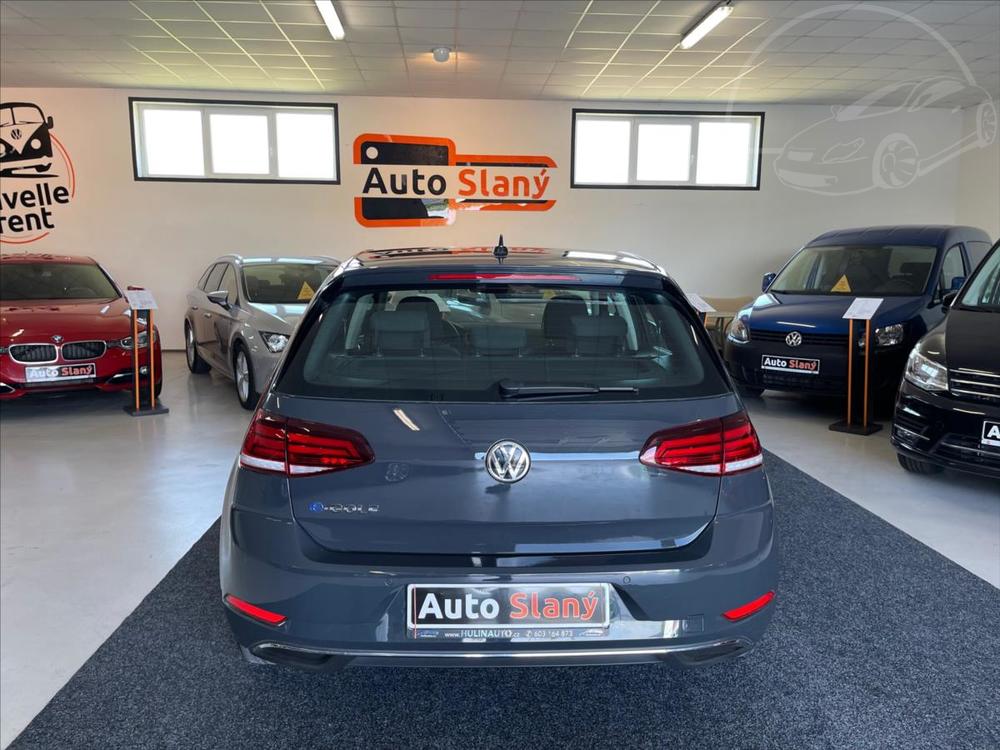 Volkswagen e-Golf 100kW DPH, Po servisu!