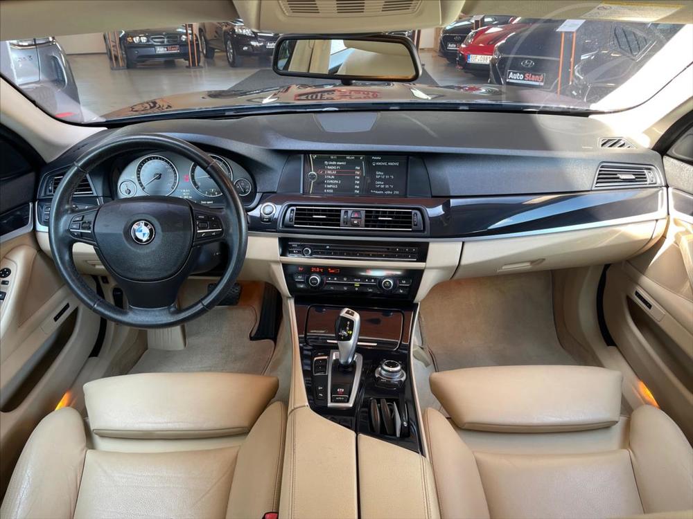 BMW 5 3,0 530d xDrive, DPH, 2x kola