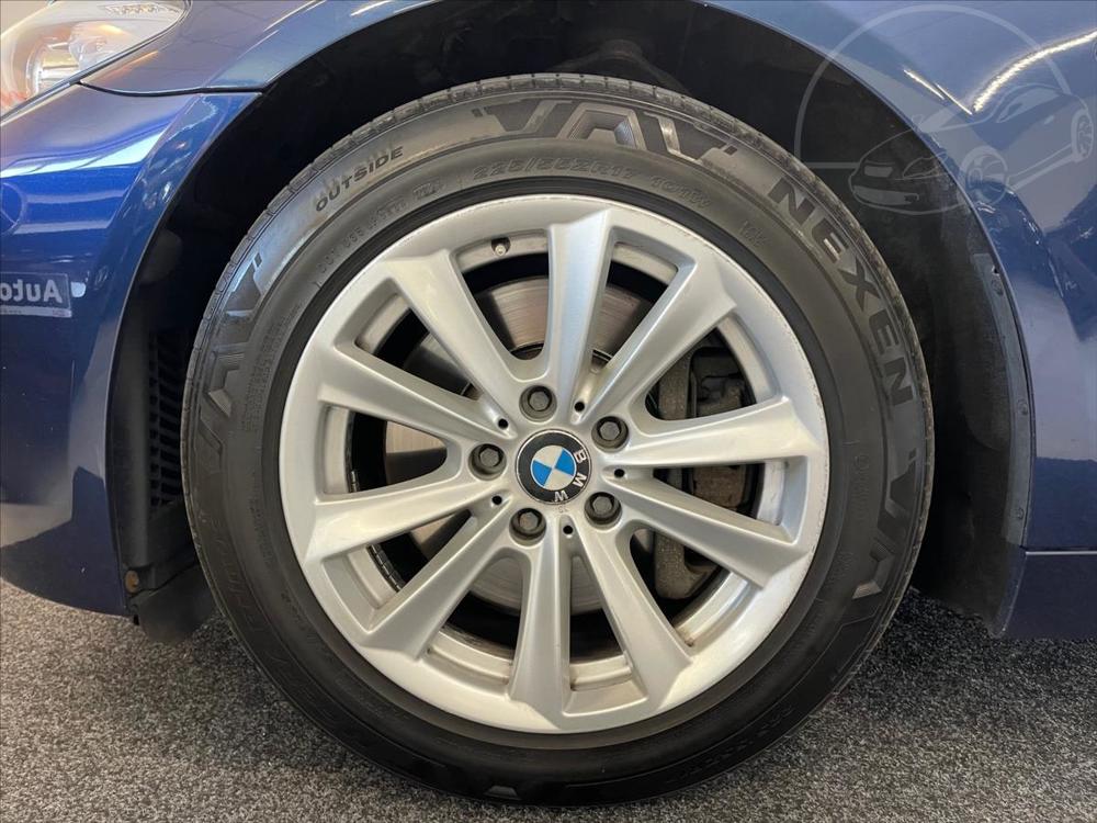 BMW 5 3,0 530d xDrive, DPH, 2x kola