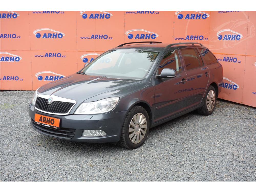 koda Octavia 1,6 TDi 77KW,AMBITION,XENONY.