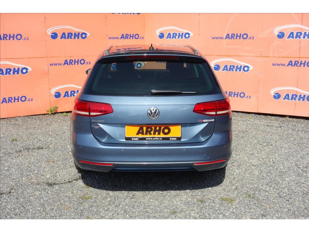 Volkswagen Passat 1,6 TDi,DSG,SERV.KN.,PANORAMA.