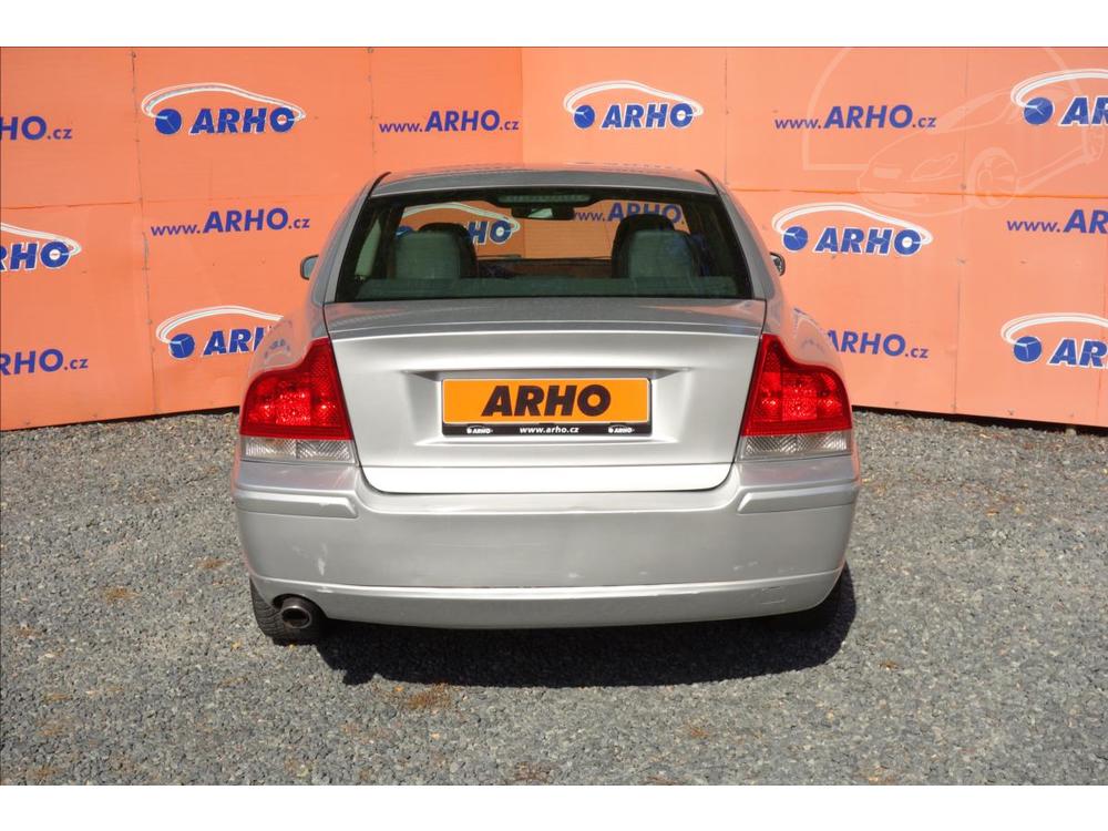 Volvo S60 2,5 T R 154KW LPG,AWD,KINETIC.