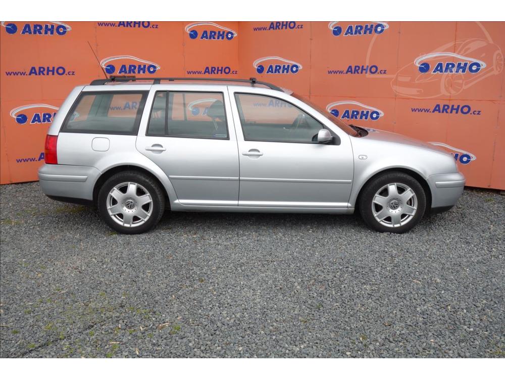 Volkswagen Golf 1,6 i 77KW,R,COMFORT,KLIMA.